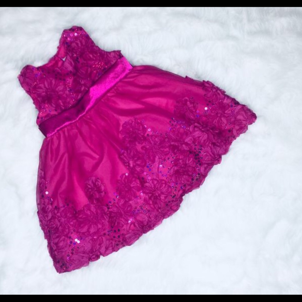 MAVEANDMEME.COM • DRESSUP@MAVEANDMEME.COM